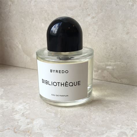 bibliothèque byredo perfume